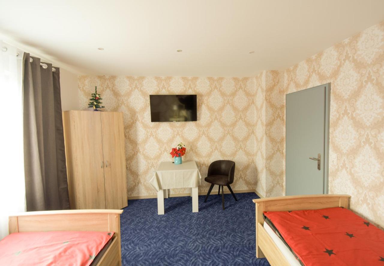 Mainzimmer - Business Apartments Hasloch  Luaran gambar