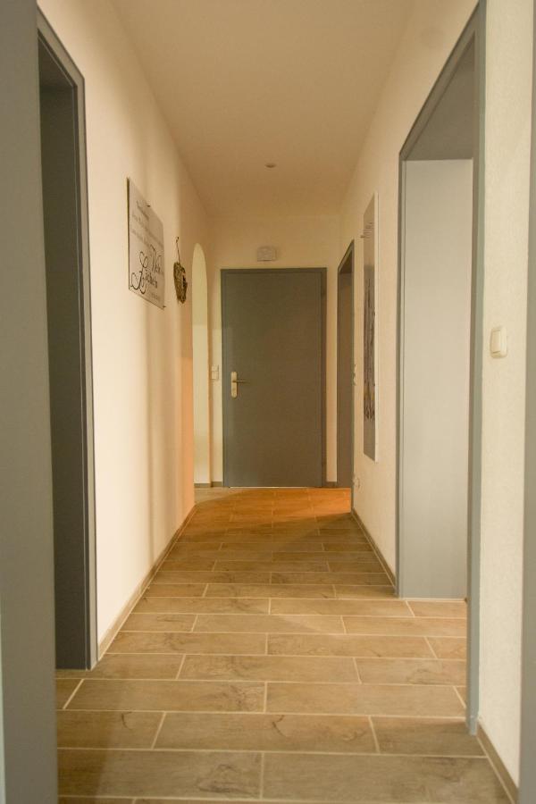 Mainzimmer - Business Apartments Hasloch  Luaran gambar