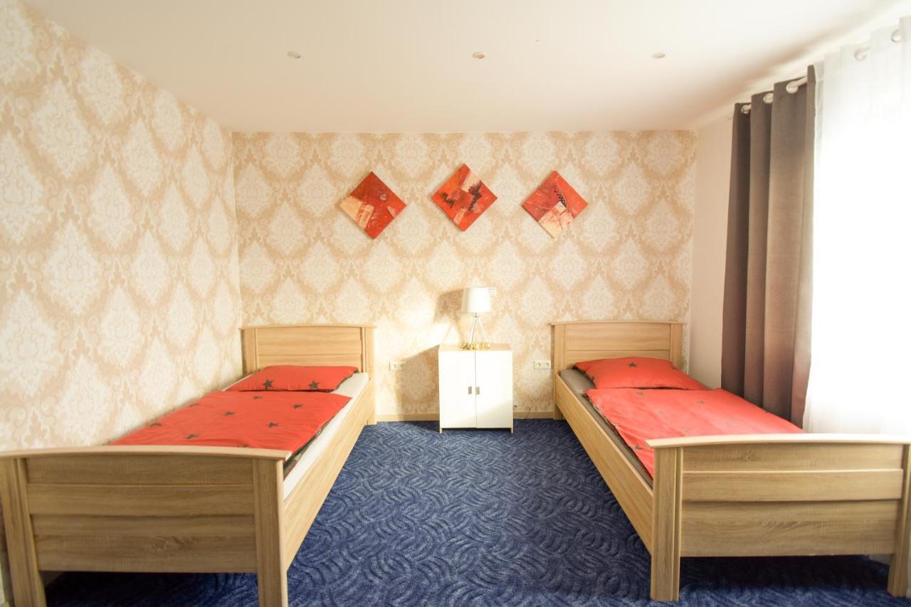 Mainzimmer - Business Apartments Hasloch  Luaran gambar