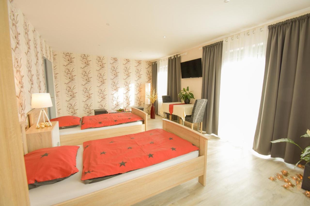 Mainzimmer - Business Apartments Hasloch  Luaran gambar