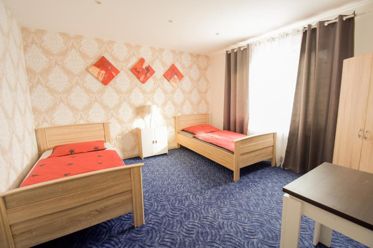 Mainzimmer - Business Apartments Hasloch  Luaran gambar