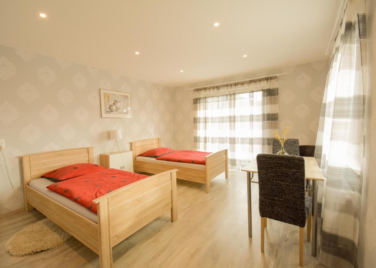 Mainzimmer - Business Apartments Hasloch  Luaran gambar